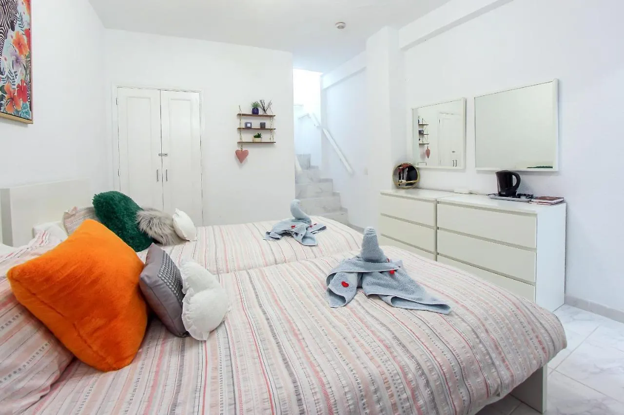 Gorgeous Los Diamantes Home 로스크리스티아노스 스페인